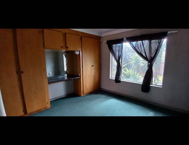 3 BEDROOM TOWNHOUSE FOR SALE IN DIE HEUWEL
